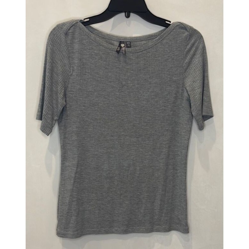 Orb. Life, Heather Gray Fitted Short Sleeve Tee, NWOT, Size M